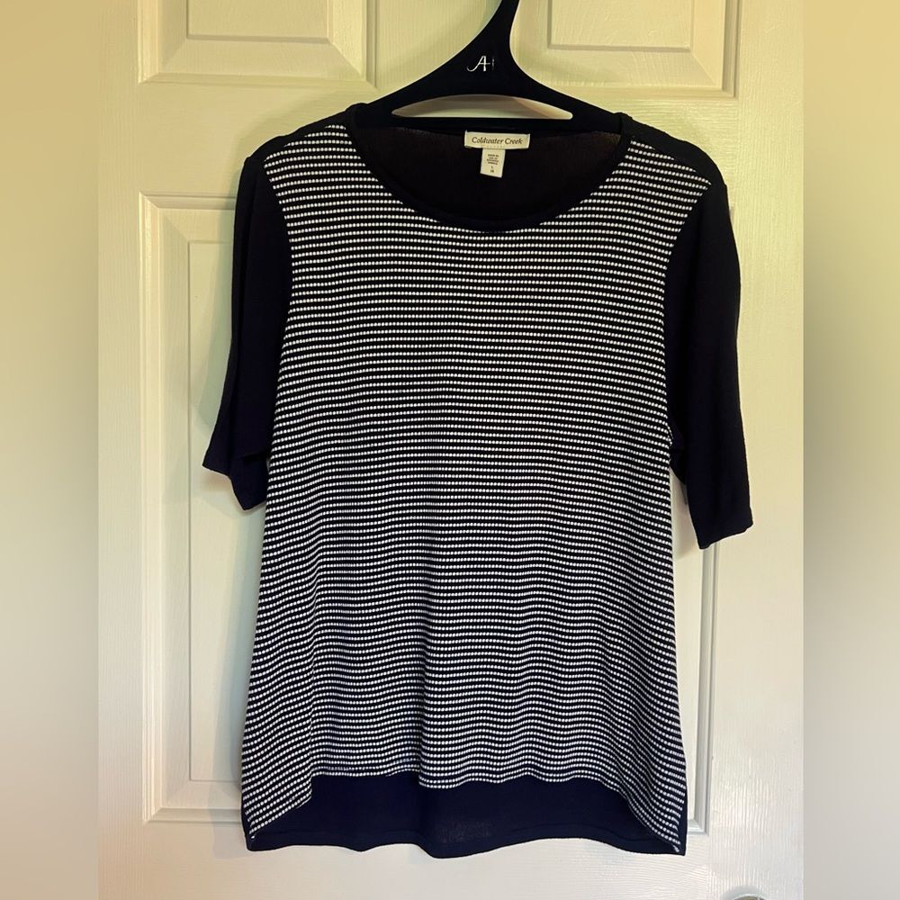 Women’s Coldwater Creek Navy and White Striped High-Low Top Sz L(14)